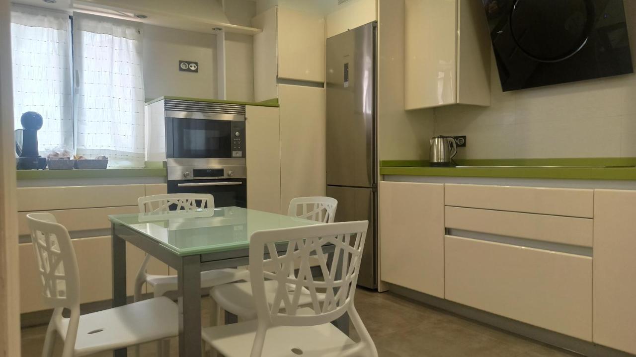 Ohana, Apartamento-Parking Privado Gratis-Centrico-Wifi-Ascensor-Sin Cuestas-82M2 Bermeo Exterior foto